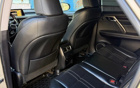 Lexus RX IV рестайлинг, 2017 год, 3 750 000 рублей, 13 фотография