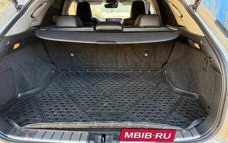 Lexus RX IV рестайлинг, 2017 год, 3 750 000 рублей, 16 фотография