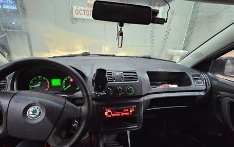 Skoda Fabia II, 2009 год, 325 000 рублей, 8 фотография