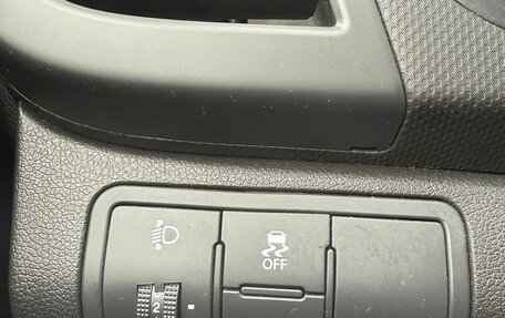 Hyundai Solaris II рестайлинг, 2016 год, 1 050 000 рублей, 11 фотография