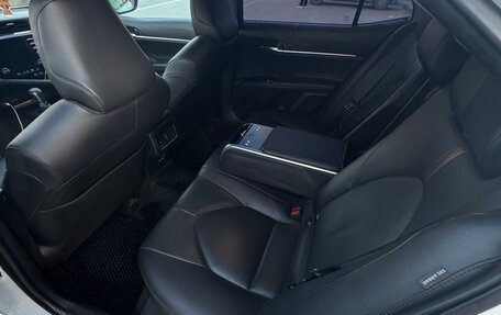 Toyota Camry, 2018 год, 3 030 000 рублей, 3 фотография