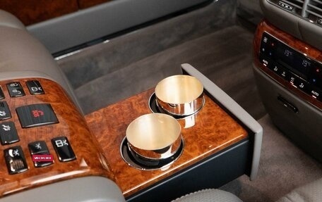 Maybach 62 I рестайлинг, 2004 год, 26 377 076 рублей, 33 фотография