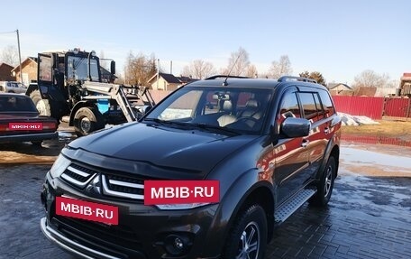Mitsubishi Pajero Sport II рестайлинг, 2015 год, 1 720 000 рублей, 9 фотография