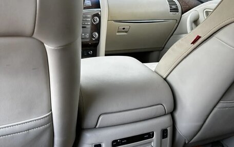 Infiniti QX56, 2010 год, 1 700 000 рублей, 10 фотография