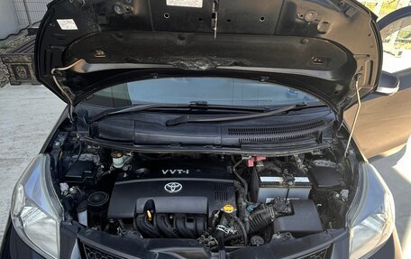 Toyota Ist II, 2009 год, 920 000 рублей, 3 фотография