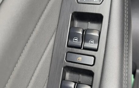 Haval F7x I, 2022 год, 2 500 000 рублей, 15 фотография