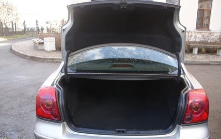 Toyota Avensis III рестайлинг, 2005 год, 480 000 рублей, 9 фотография