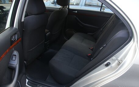 Toyota Avensis III рестайлинг, 2005 год, 480 000 рублей, 11 фотография