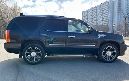 Cadillac Escalade III, 2013 год, 2 470 000 рублей, 3 фотография