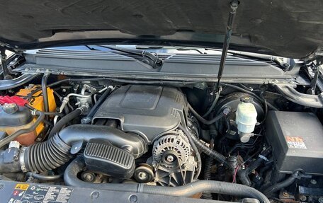 Cadillac Escalade III, 2013 год, 2 470 000 рублей, 15 фотография