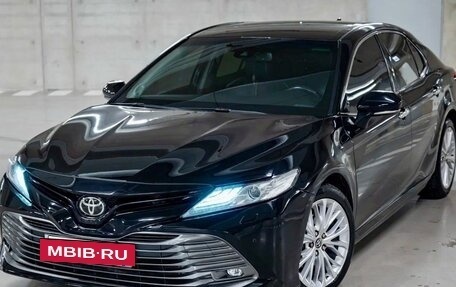 Toyota Camry, 2018 год, 2 350 000 рублей, 20 фотография