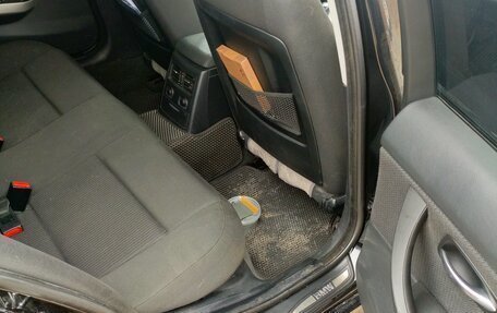 BMW 3 серия, 2009 год, 1 230 000 рублей, 12 фотография