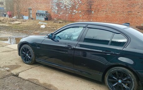 BMW 3 серия, 2009 год, 1 230 000 рублей, 18 фотография