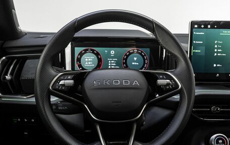 Skoda Kodiaq, 2025 год, 6 500 000 рублей, 22 фотография