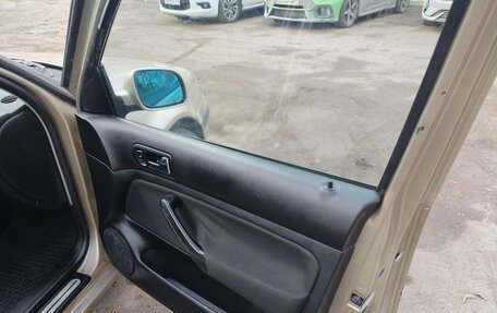 Volkswagen Golf IV, 2000 год, 400 000 рублей, 13 фотография