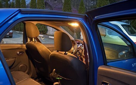 Renault Logan II, 2019 год, 977 000 рублей, 5 фотография