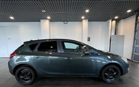 Opel Astra J, 2010 год, 547 000 рублей, 2 фотография