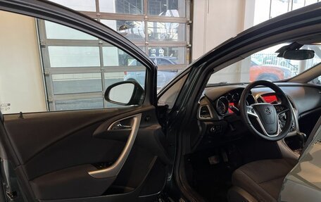 Opel Astra J, 2010 год, 547 000 рублей, 20 фотография