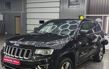 Jeep Grand Cherokee, 2014 год, 2 750 000 рублей, 33 фотография