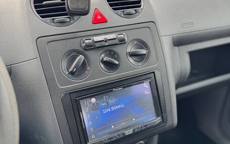 Volkswagen Caddy III рестайлинг, 2010 год, 870 000 рублей, 21 фотография