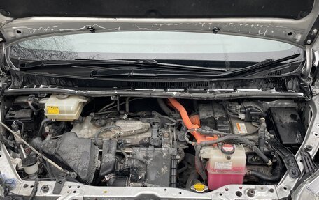 Toyota Noah III, 2014 год, 1 690 000 рублей, 14 фотография