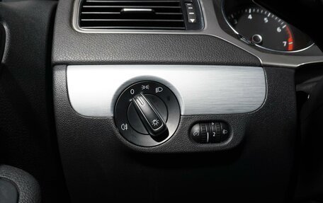 Volkswagen Jetta VI, 2017 год, 1 199 999 рублей, 24 фотография