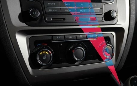 Volkswagen Jetta VI, 2017 год, 1 199 999 рублей, 23 фотография