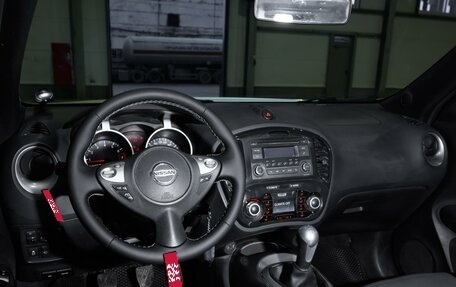 Nissan Juke II, 2011 год, 699 000 рублей, 6 фотография