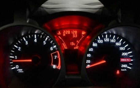 Nissan Juke II, 2011 год, 699 000 рублей, 12 фотография