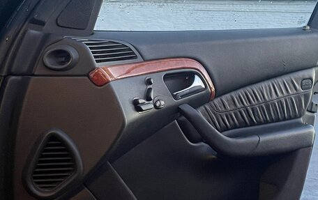 Mercedes-Benz S-Класс, 1999 год, 1 000 000 рублей, 24 фотография