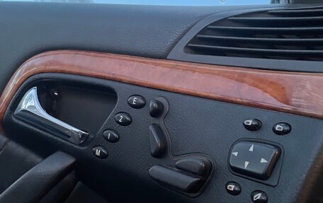 Mercedes-Benz S-Класс, 1999 год, 1 000 000 рублей, 22 фотография