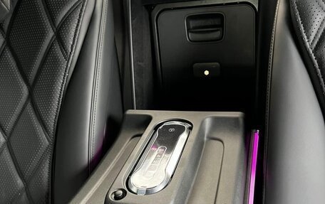 Mercedes-Benz Maybach S-Класс, 2022 год, 33 000 000 рублей, 16 фотография