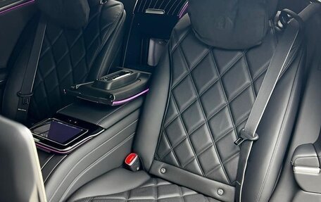 Mercedes-Benz Maybach S-Класс, 2022 год, 33 000 000 рублей, 18 фотография