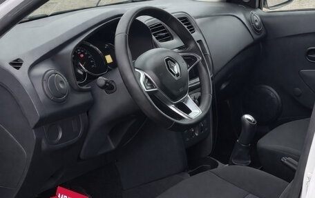 Renault Sandero II рестайлинг, 2019 год, 925 000 рублей, 7 фотография