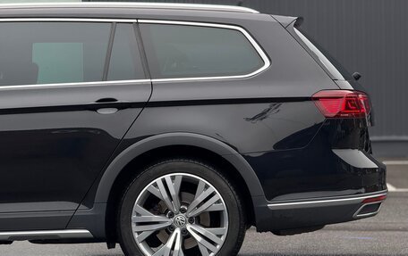 Volkswagen Passat B8 рестайлинг, 2021 год, 3 350 000 рублей, 18 фотография