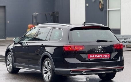 Volkswagen Passat B8 рестайлинг, 2021 год, 3 350 000 рублей, 17 фотография