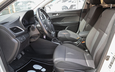 Hyundai Solaris II рестайлинг, 2018 год, 1 298 000 рублей, 11 фотография