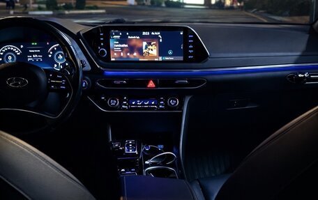 Hyundai Sonata VIII, 2021 год, 2 600 000 рублей, 11 фотография