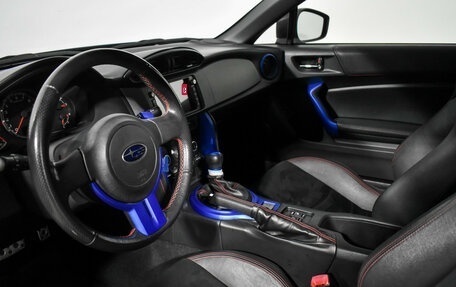 Subaru BRZ, 2015 год, 2 600 000 рублей, 9 фотография