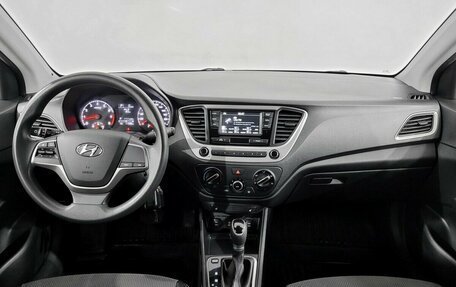 Hyundai Solaris II рестайлинг, 2018 год, 1 190 000 рублей, 5 фотография