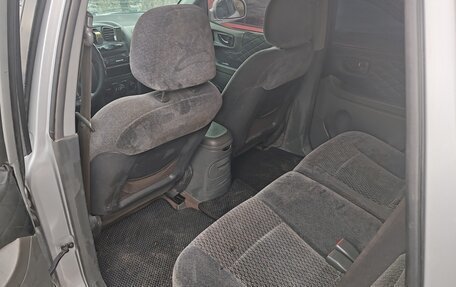 Hyundai Santa Fe III рестайлинг, 2002 год, 600 000 рублей, 19 фотография