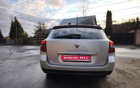 Renault Laguna III рестайлинг, 2009 год, 770 000 рублей, 4 фотография