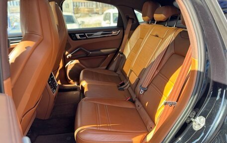 Porsche Cayenne III, 2020 год, 9 000 000 рублей, 15 фотография