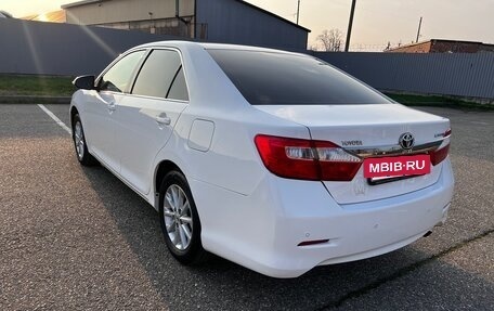 Toyota Camry, 2013 год, 1 790 000 рублей, 2 фотография