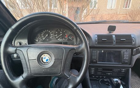 BMW 5 серия, 2000 год, 500 000 рублей, 4 фотография
