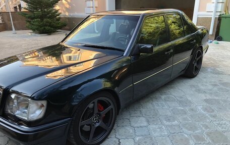 Mercedes-Benz E-Класс, 1992 год, 5 000 000 рублей, 5 фотография