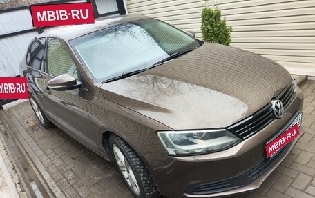 Volkswagen Jetta VI, 2011 год, 850 000 рублей, 6 фотография