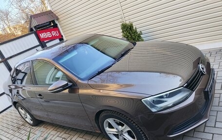 Volkswagen Jetta VI, 2011 год, 850 000 рублей, 25 фотография