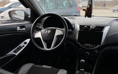 Hyundai Solaris II рестайлинг, 2011 год, 610 000 рублей, 6 фотография