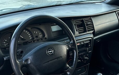 Opel Vectra B рестайлинг, 1996 год, 119 999 рублей, 4 фотография